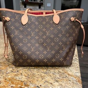 Louis Vuitton Neverfull